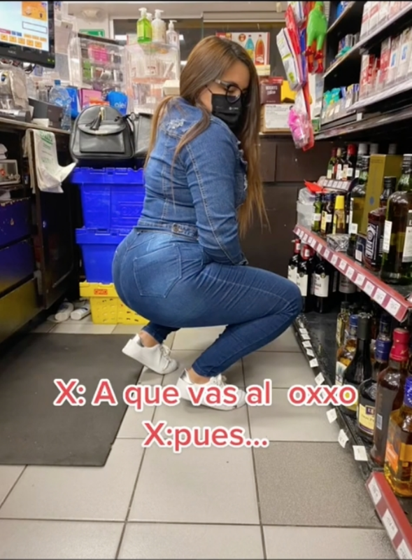 Cajera del Oxxo se hace viral en TikTok luego de mostrar su curvilínea silueta