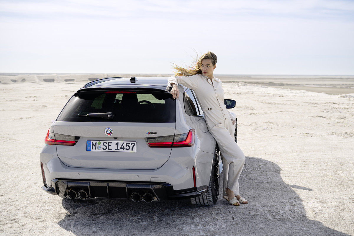 P90468136_highRes_the-first-ever-bmw-m