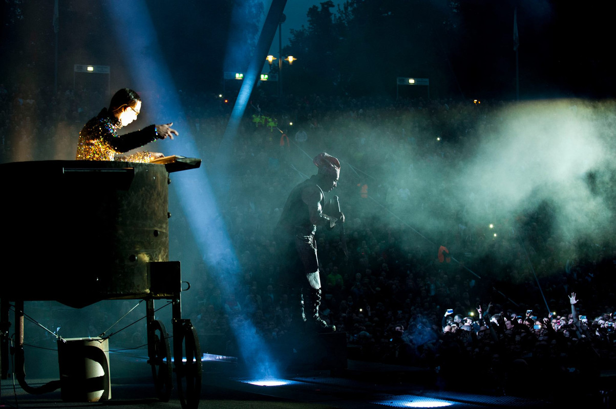 964700_10151528304497713_1203835576_o