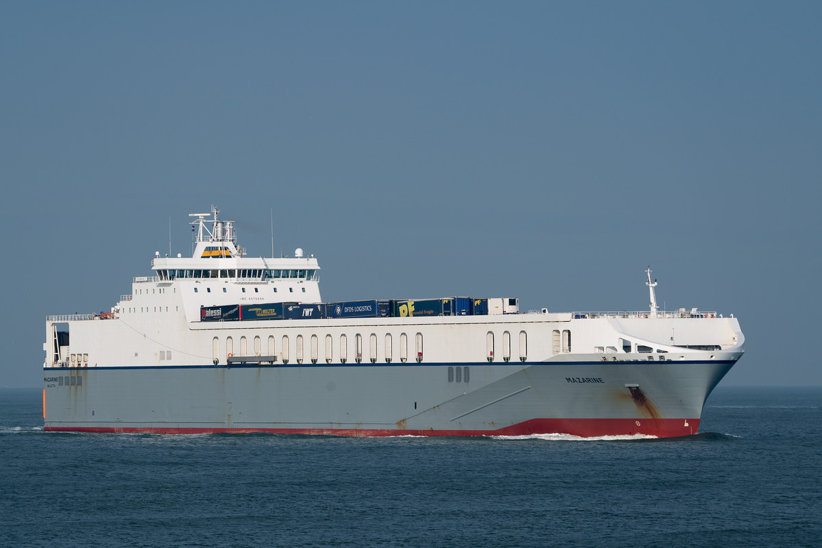 Maasmond, Rotterdam MAZARINE