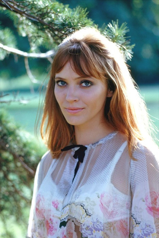 anna_karina_mc78