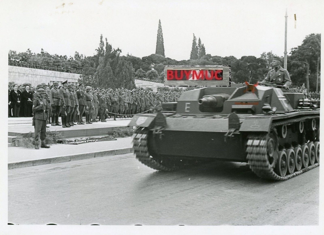 LARGE FOTO PANZER TANK STURMGESCHÜTZ GREECE PARA