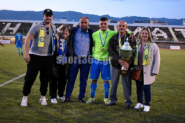 , &Tau;&epsilon;&lambda;&iota;&kappa;ό&sigmaf; &Kappa;&upsilon;&pi;έ&lambda;&lambda;&omicron;&upsilon; &Mu;&epsilon;&sigma;&sigma;&eta;&nu;ί&alpha;&sigmaf;: &Phi;&omega;&tau;&omicron;&rho;&epsilon;&pi;&omicron;&rho;&tau;ά&zeta; &alpha;&pi;&omicron; &tau;&eta;&nu; &Pi;&alpha;&rho;&alpha;&lambda;ί&alpha;