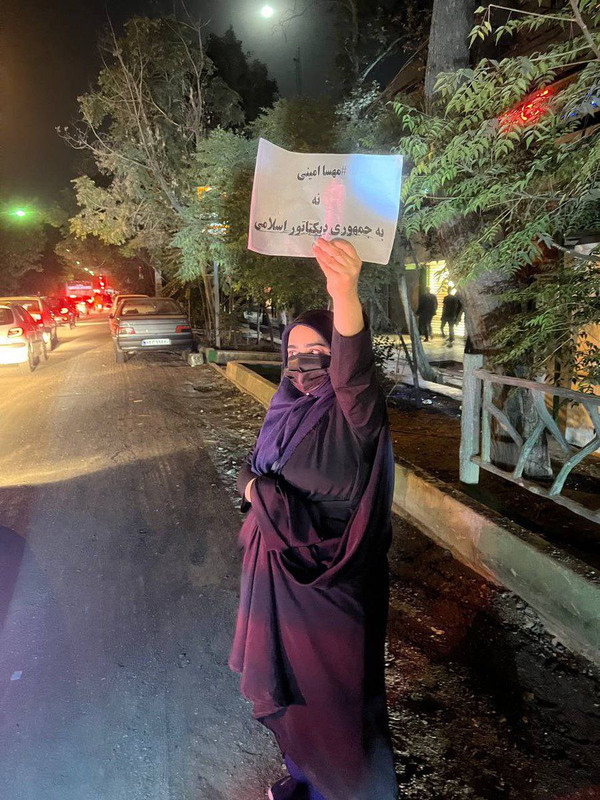 ۲۰۲۲۱۰۱۰_۰۰۱۲۲۱