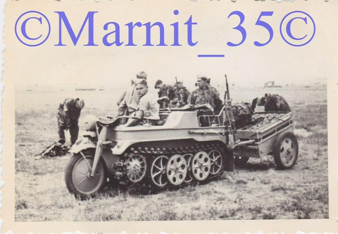 Kettenkrad mit Fallschirmjäger Tarn   Amhänger SDKFZ