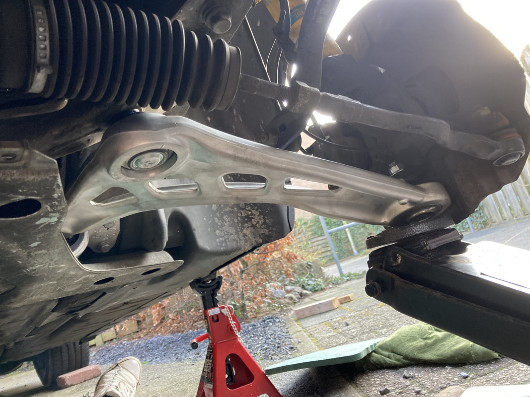 68642347-8899-4CEB-9A64-3F6915703703