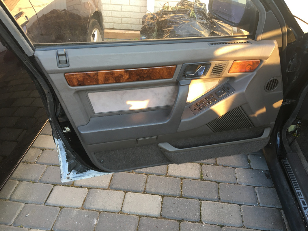 95268DEA-EE0C-4952-A070-3E62B264CE3A