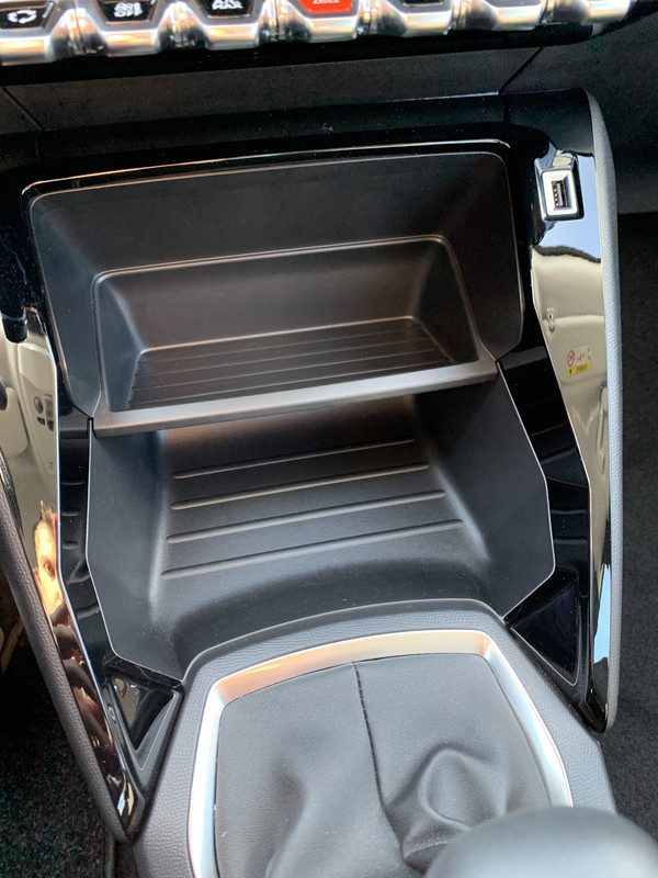 BB539B2D-33C7-41AE-AD4B-025AEEC9631B