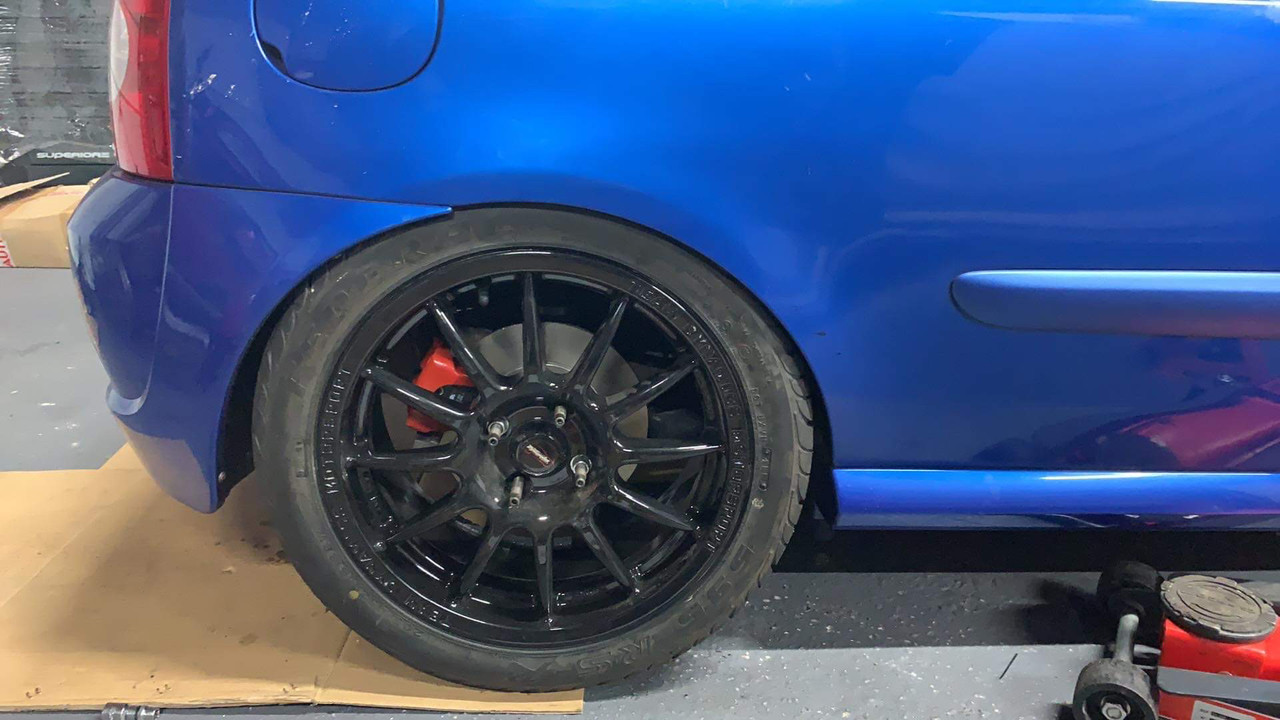 53A666E4-7525-40A9-A330-346209E36F99