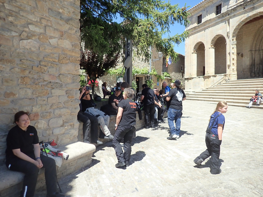 08F1B7B8-FBED-48C5-9585-700BDE886FD2