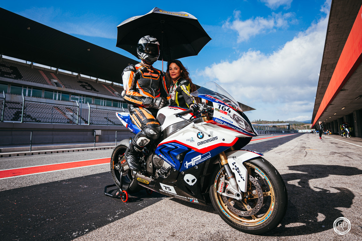 DA3BBAA7-6640-4CC9-A0DC-B1572A565D32