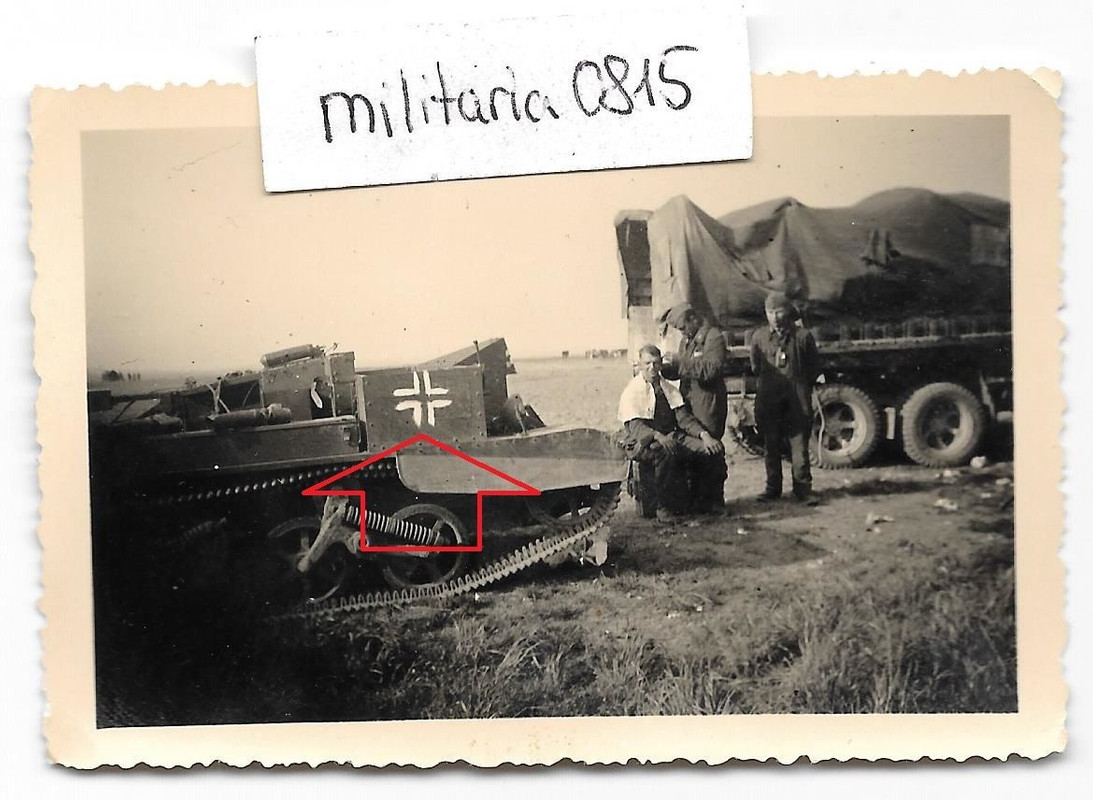 Foto 1942 Belgischer o Französicher Beute Raupen