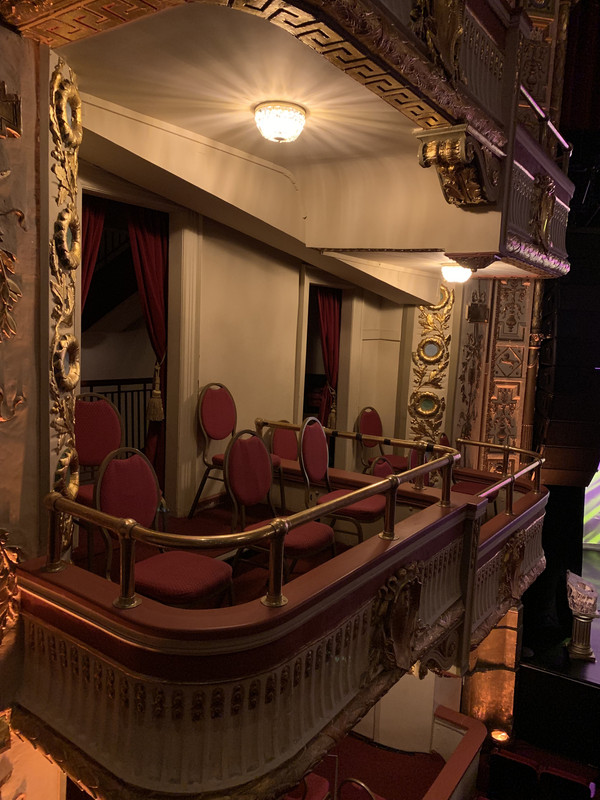 E3085CDB-CA13-4AD6-BBF6-FDD16B982067