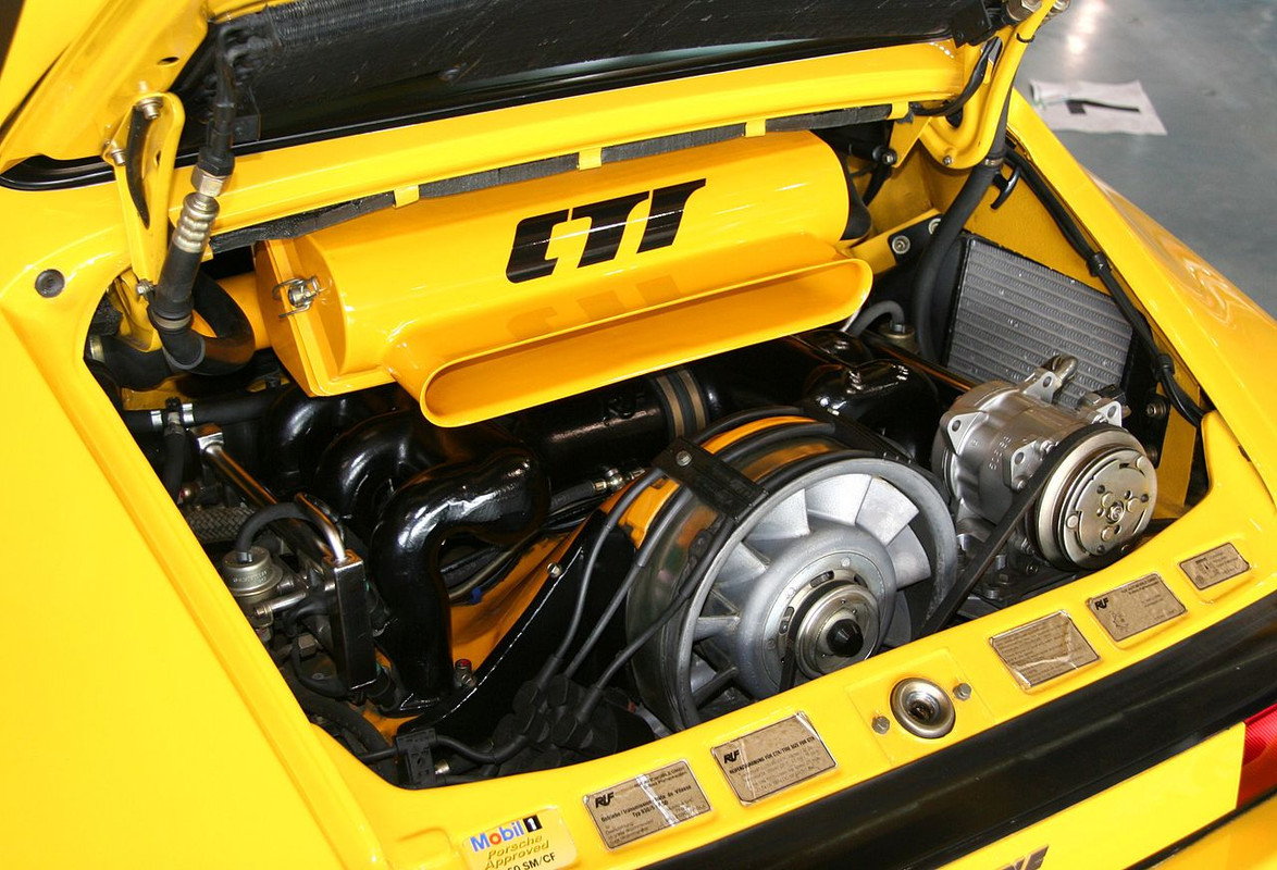 1280px-RUF-CTR-Yellowbird-engine-room.jp