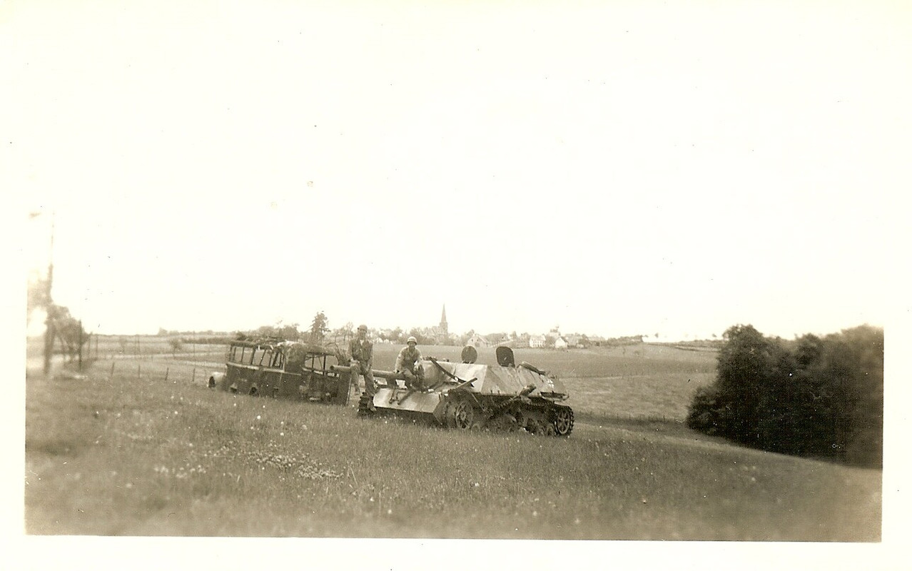 US Troops Posed w KO'd German Jagdpanzer IV Panzer Tank Destroyer!!! (1)