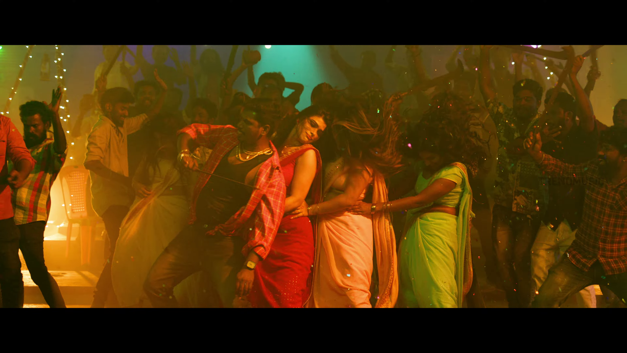 vlcsnap 2025 11 25 23h28m55s540