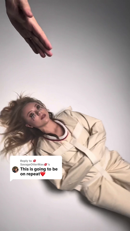 Lauren Presley BTS 5