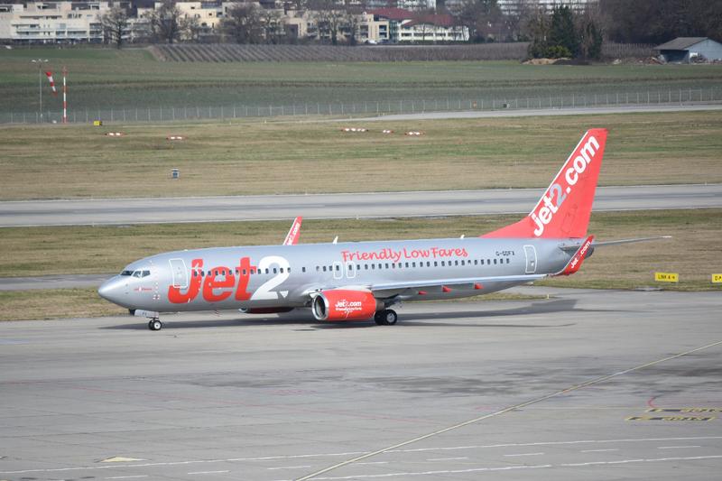 DSC-2449-Boeing-737-8K5-G-GDFX-a-Geneve-