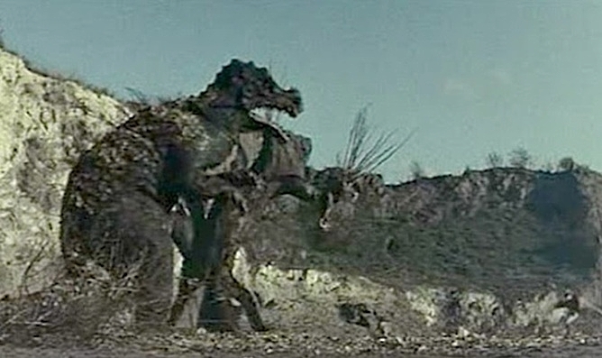 HERCULES-DINOSAUR-1-B-FOTOR.jpg