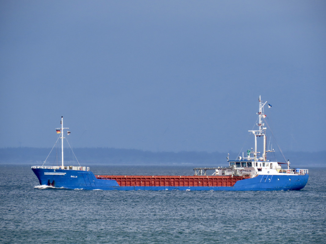 6CC0957E-9D66-4304-9358-D82AA580F50A