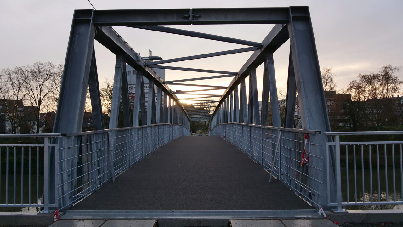 [Bild: 291125-083347-35b.jpg]