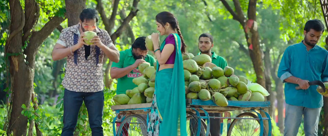 Ginna 2022 WebRip [Hindi + Telugu] 480p, 720p ESub Screenshot
