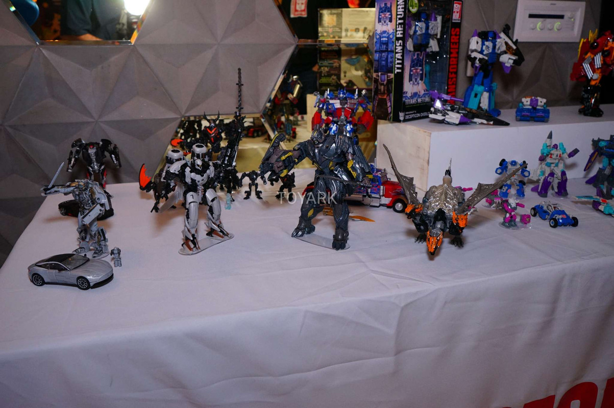 SDCC-2017-Hasbro-Transformers-Thurs-002