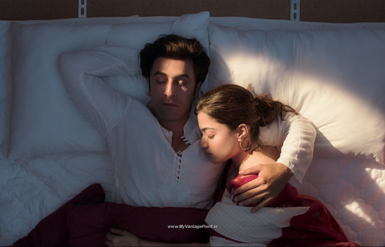 48-Rashmika-Mandanna-Hot-in-Animal-Movie-with-Ranbir-Kapoor