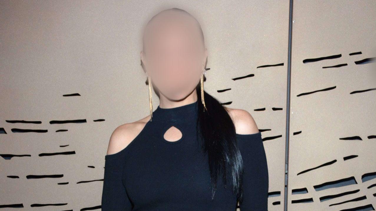 Guapa cantante vendía zapatos antes de ser famosa en TV