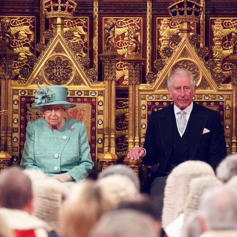 Ratu Elizabet II dan Prince of Wales, Pangeran Charles