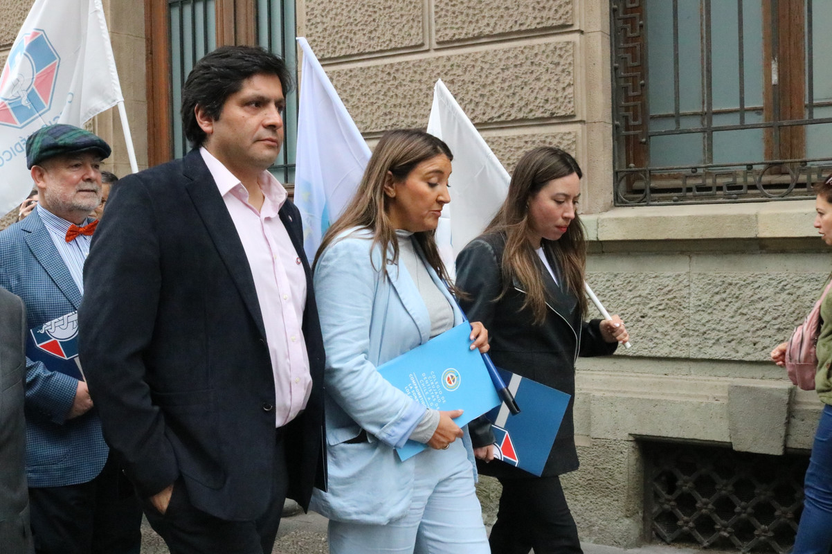 IMG-2015