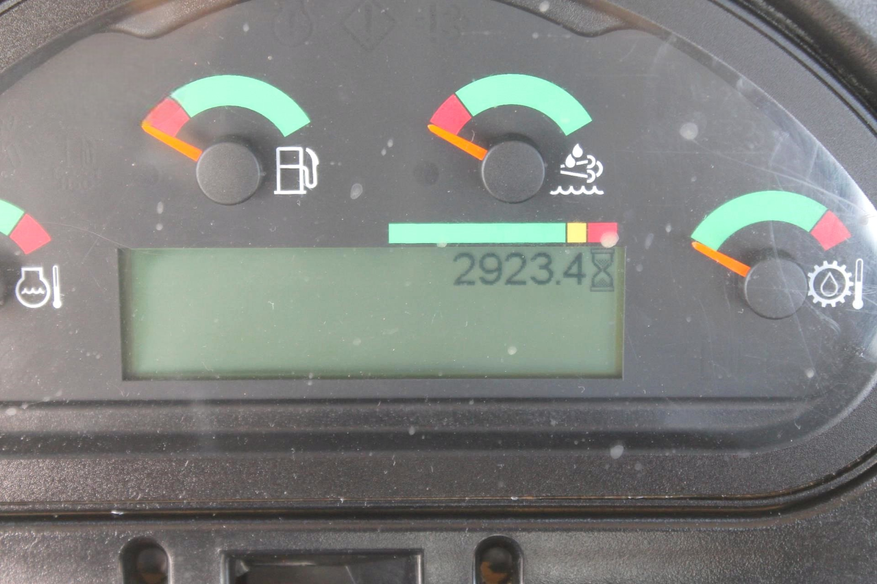 Vehicle thumbnail 23