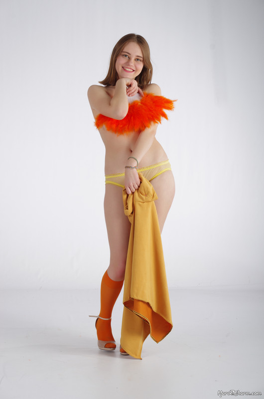 MarvelCharm_Nicolette-Foxy-047