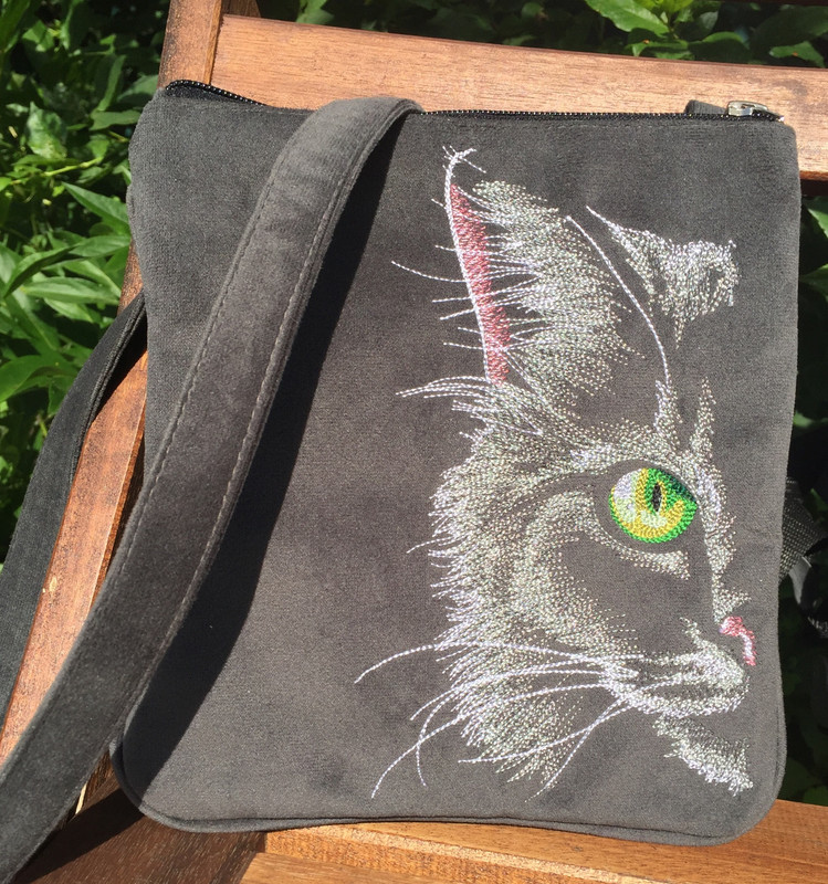 1AB21676-1FFE-4D51-BC1F-FE257857DC82