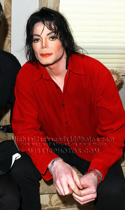 rare-michael-jackson-27116043-583-978.jpg