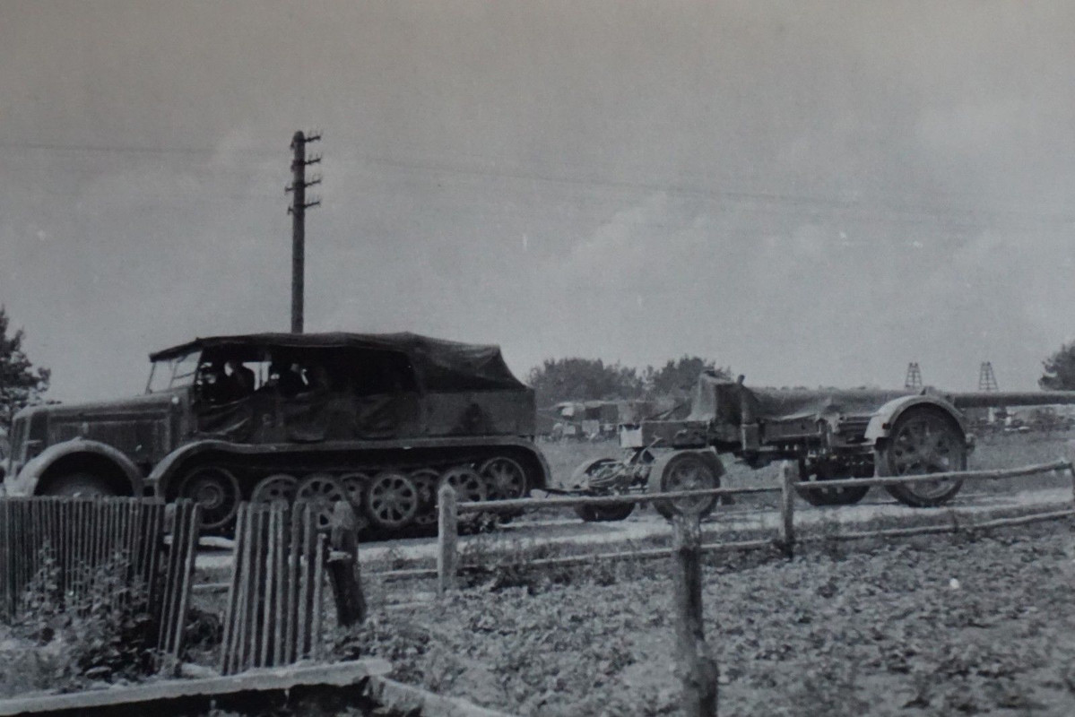 Halbkette mit Geschütz 1940 ! Altes Foto 2.WK Frankreich Vormars