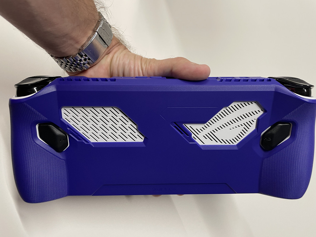 F6C91E6C-EACA-41C8-BDD3-380881FD9B2C