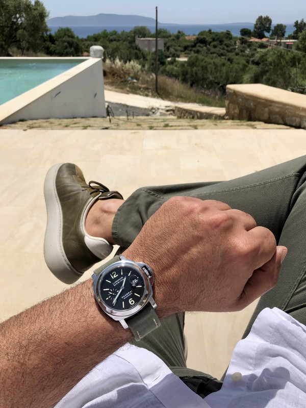 B7DA4FCD-8E5C-413B-9F9F-B69455D7041D