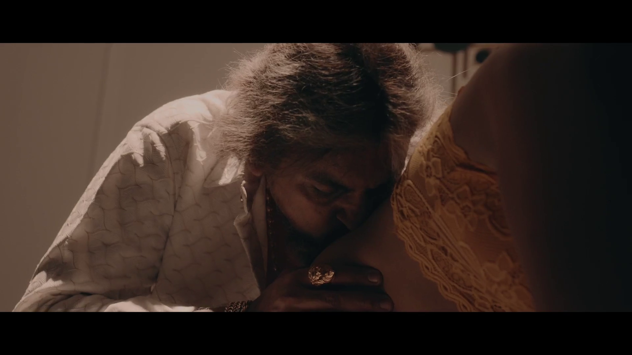 vlcsnap-2025-06-09-22h51m03s970