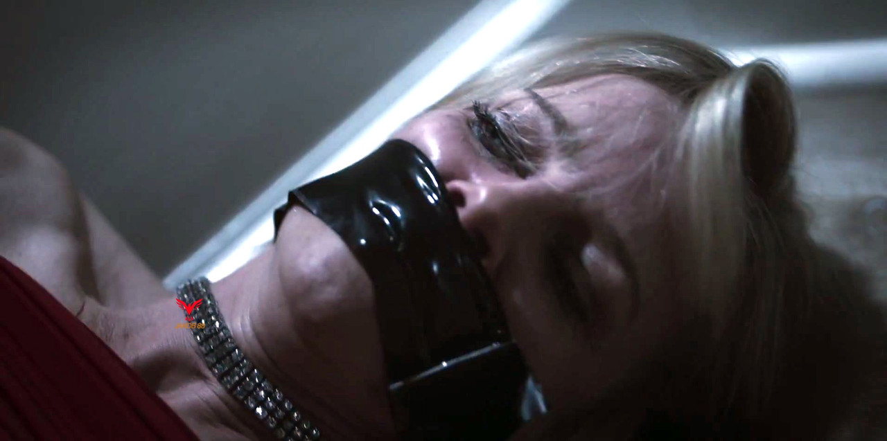 Mircea Monroe 5 - Masquerade  2021