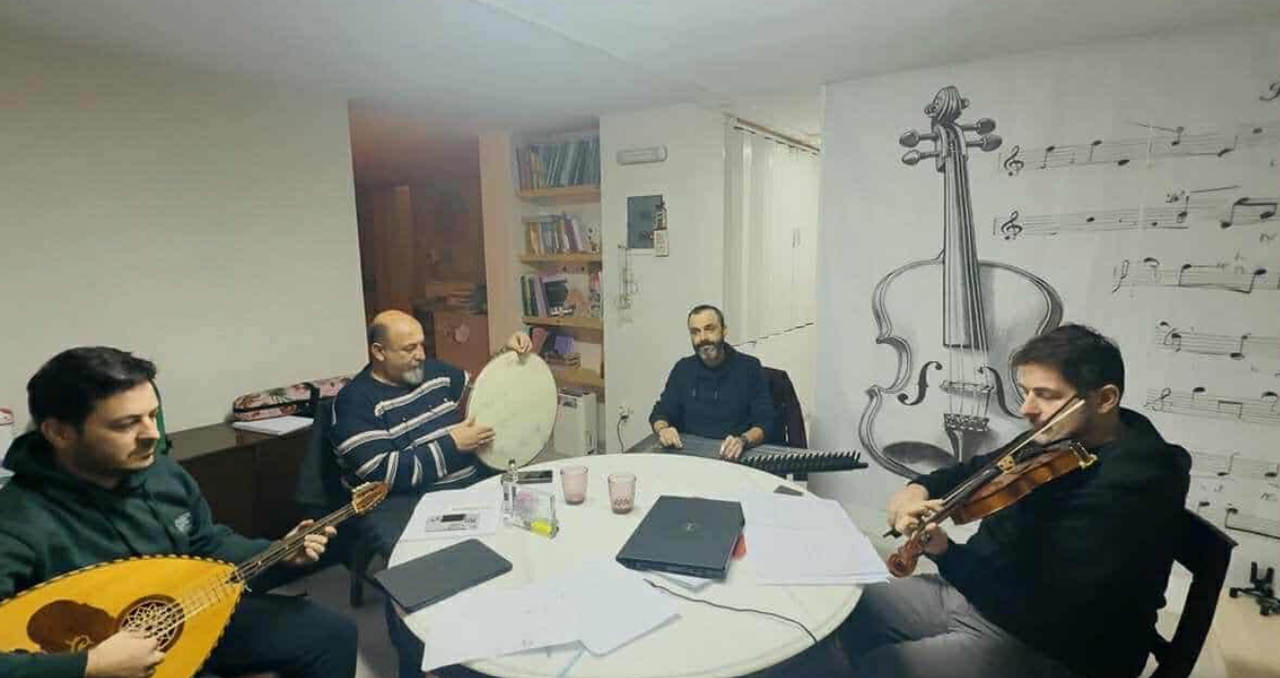 ΟΙΝΟΥΣΣΕΣ: ΜΟΥΣΙΚΟ ΑΦΙΕΡΩΜΑ «ΜΑΝΑ ΜΟΥ ΚΑΙ ΠΑΝΑΓΙΑ»