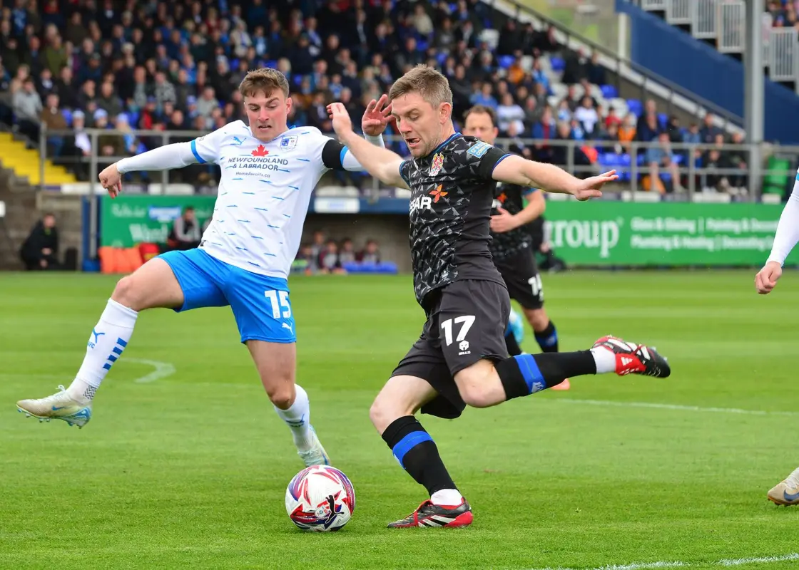Tranmere vs Burton, 01h45 ngày 20/08