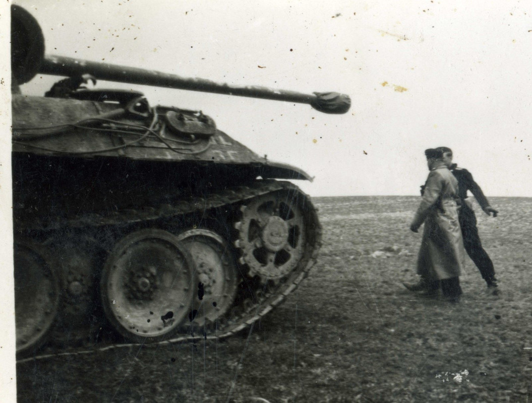 Panther Ausf D (Pz Kpfw.V Ausf.D) Tank with Panz