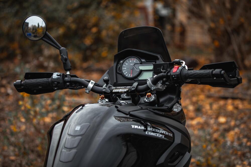 Trail Découverte Concept: раллийный мотоцикл на базе Suzuki V-Strom 650