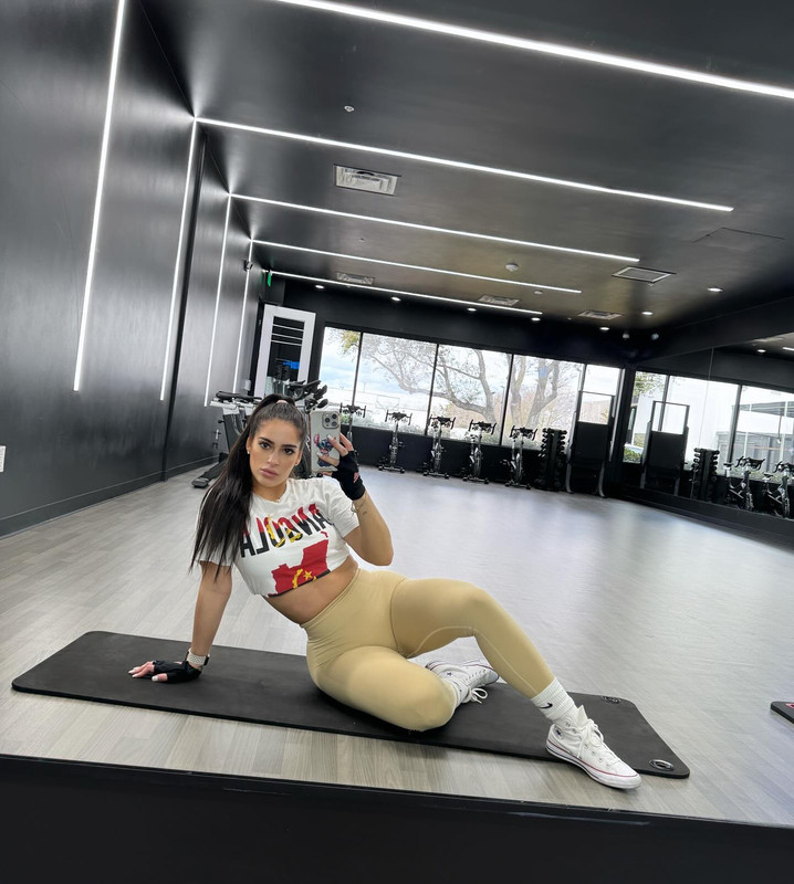 natachaeleana posts 2024-03-08 11.16 C4Q8JZionvY_4_10 432042223_1597183211044246_4604712404376033091