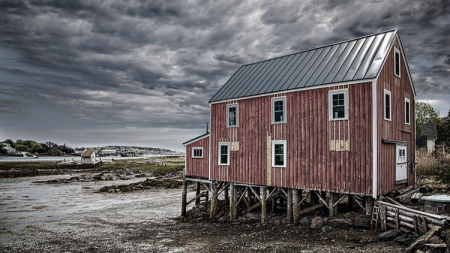 Removing Pesky Halos - Creating Black & Whites In Photoshop