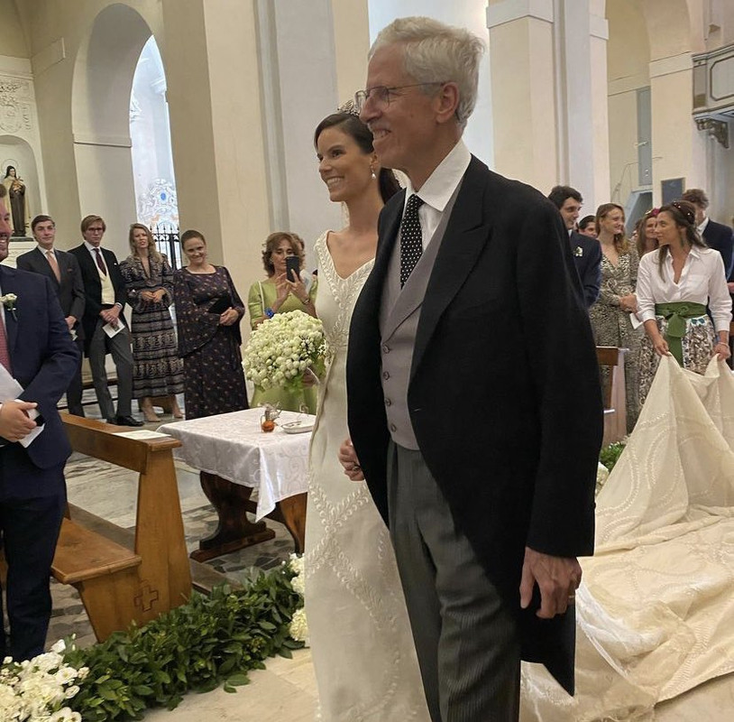 45DDBCA5-55AE-41D0-A80D-F68FC4003C81