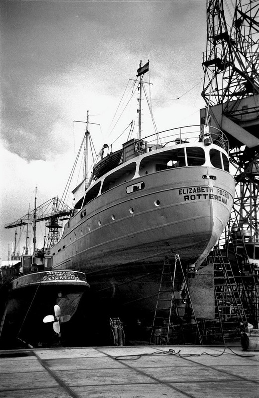 ...Waalhavenwerf 20-03-1963. (Medium)