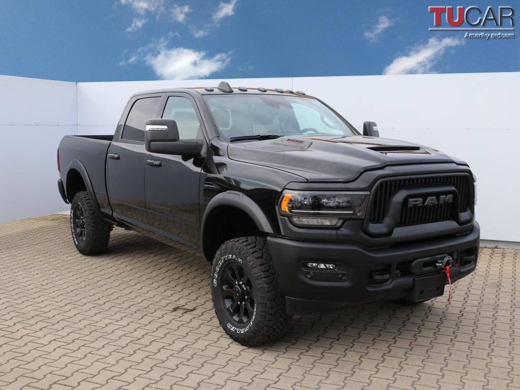 Dodge RAM 6.4 V8