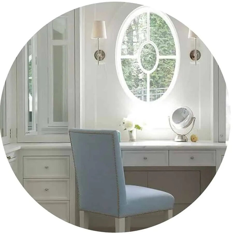 To do make-up near the window